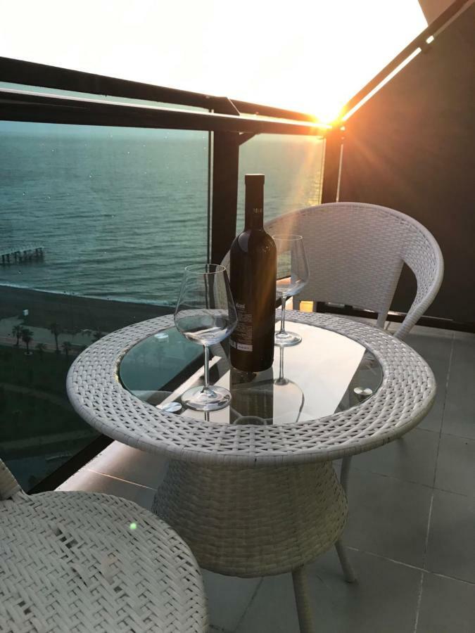 באטומי Sea View Apartments Orbi Beach Tower מראה חיצוני תמונה
